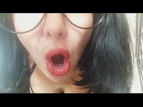 ❤️ Cari, a to matrigna ùn ti lascia micca andà à a scola oghje... Aghju bisognu di tè troppu... ️ Solo porno à porn co.porngifmag.ru ️❤